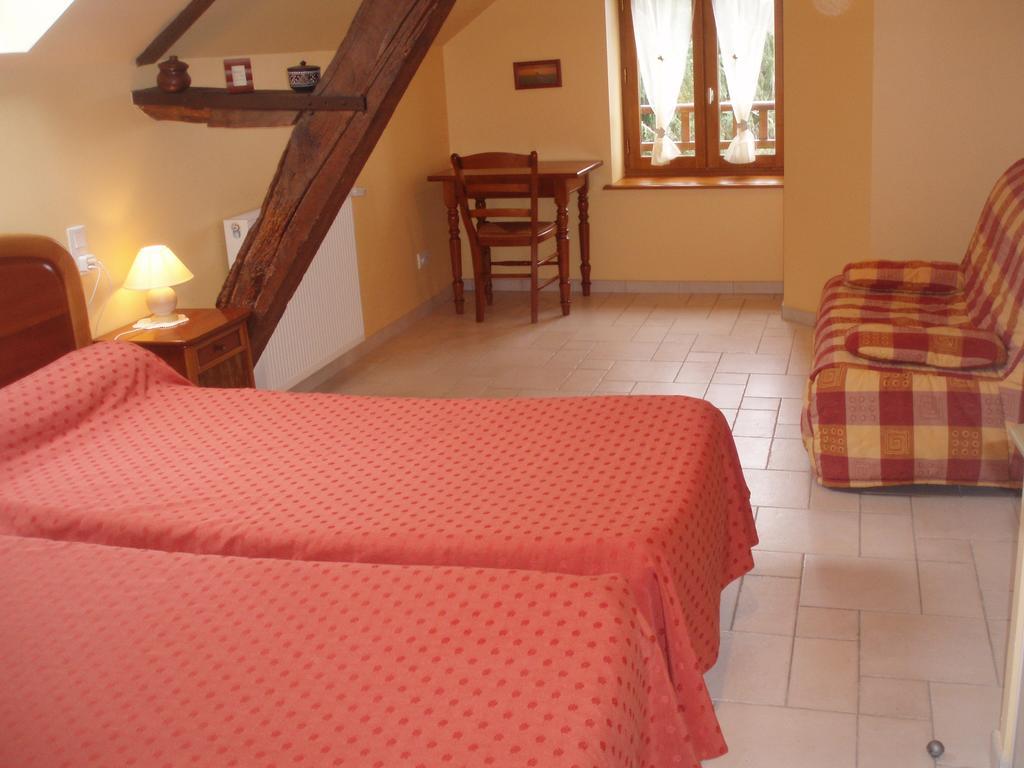 Chambres D'Hotes De Froulay Couesmes-vauce Exterior photo